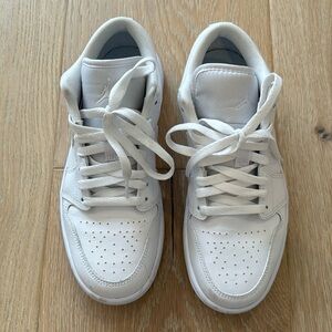 Nike Air Jordan’s (W 8)